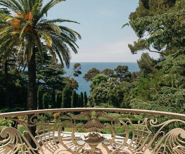 Exclusive Waterfront In Domaine Rocabella - French Riviera *
