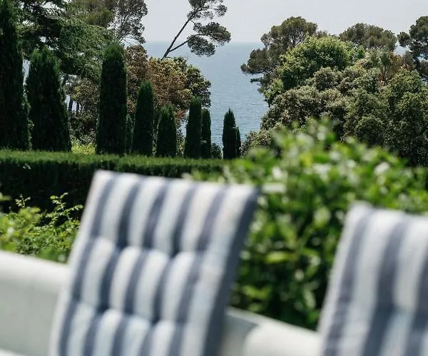 Exclusive Waterfront In Domaine Rocabella - French Riviera *